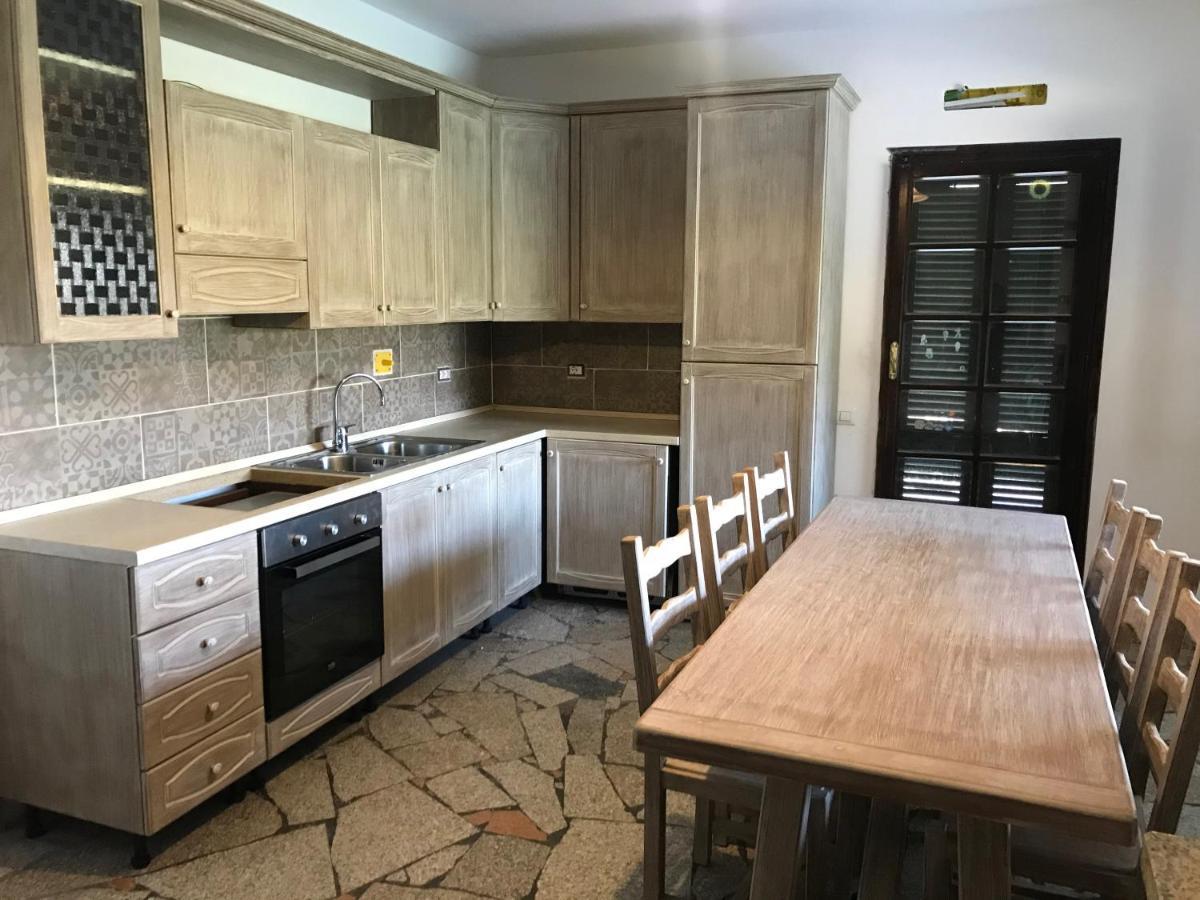 Casa Di Campagna In Gallura ルオゴサント エクステリア 写真